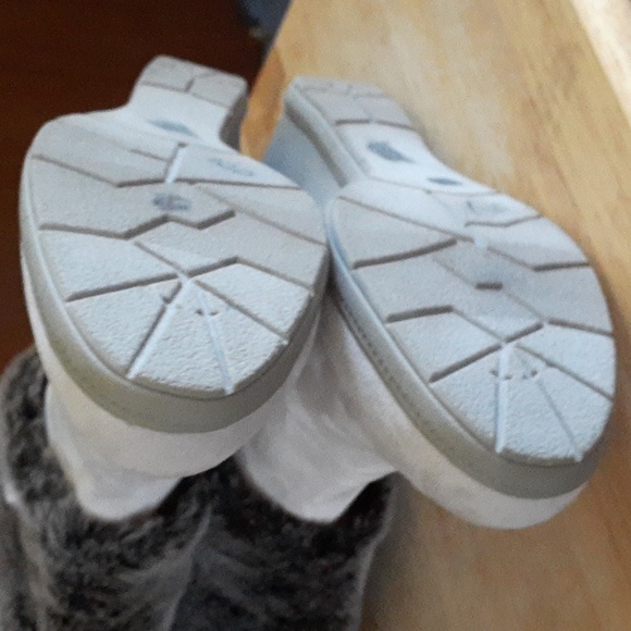 Size 11M U.S. Polo Fuzzy Zip Up Winter Wedge Fashion Boots - Picture 11 of 17